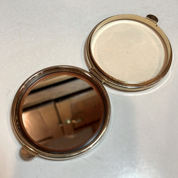 Vintage compact mid century 50-60’s Florentine Italian leather, gold gilt mirror - Picture 8 of 9